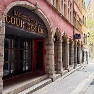 Cour Des Loges Lyon, A Radisson Collection 5* Лион